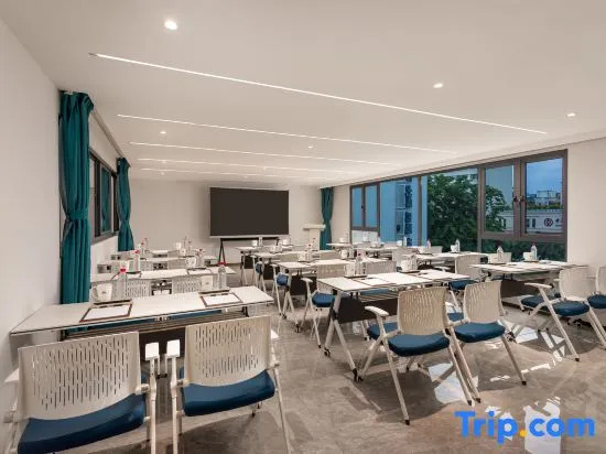 Days Inn by Wyndham Sanya (Sanya Bay Coconut Dream Corridor Branch)