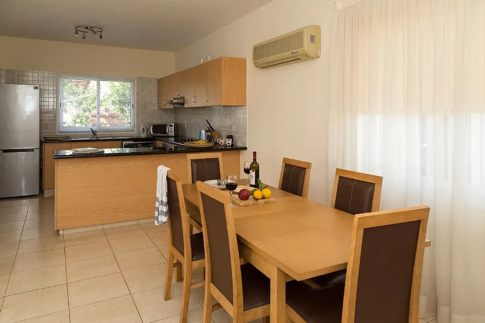 Coral Bay Sunbeam Villa