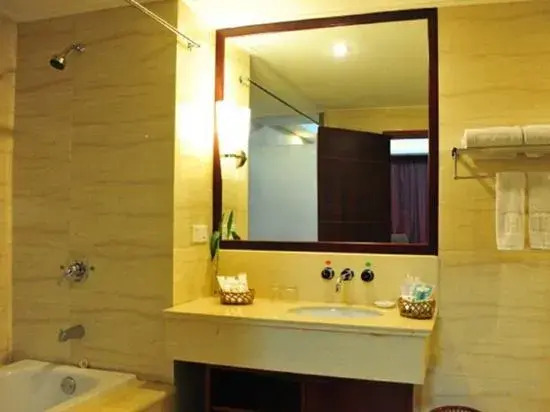 Pengtai Grand Hotel (Loudi Central Hospital Marriott City Plaza)