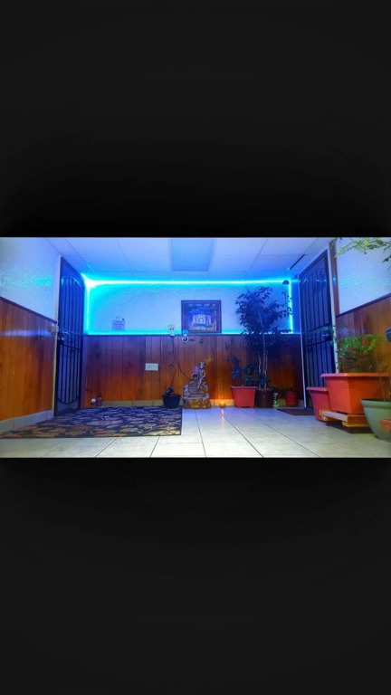 Budget Inn