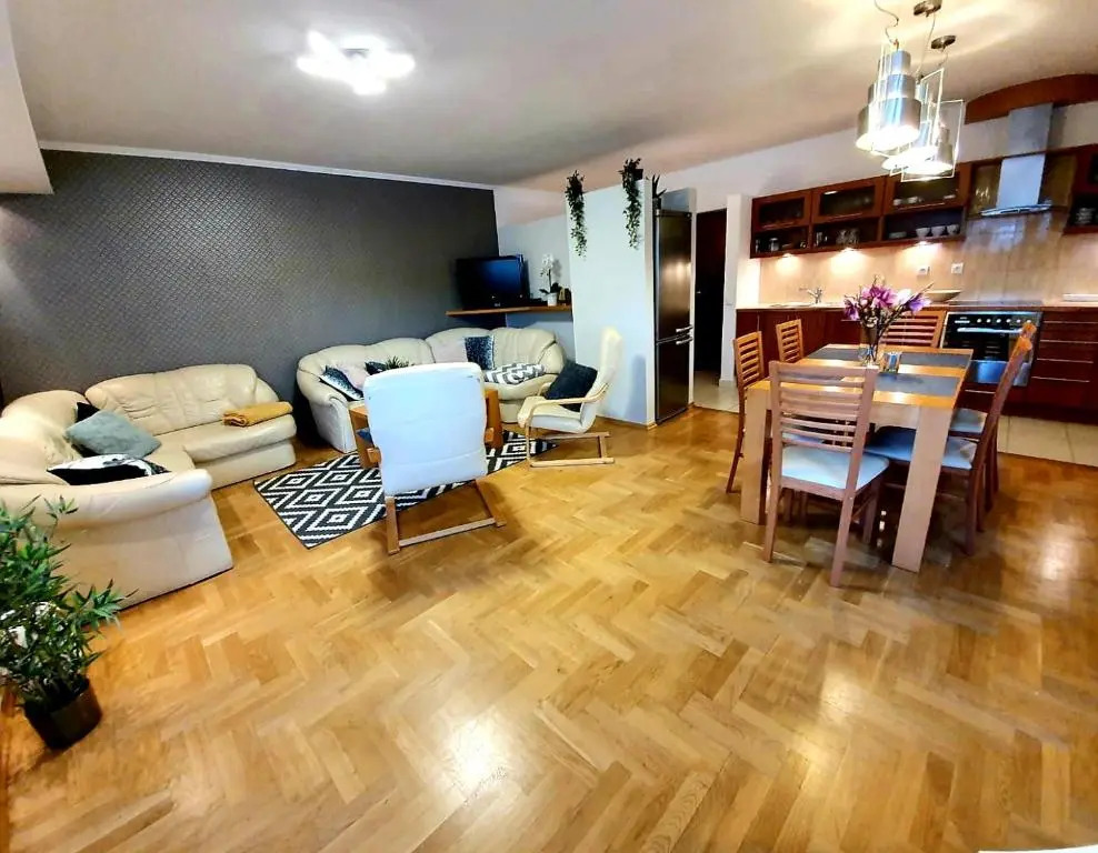 Viva Maria Residence