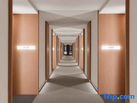Sayram Lake Xinmin Muyun Mountain Residence Hotel