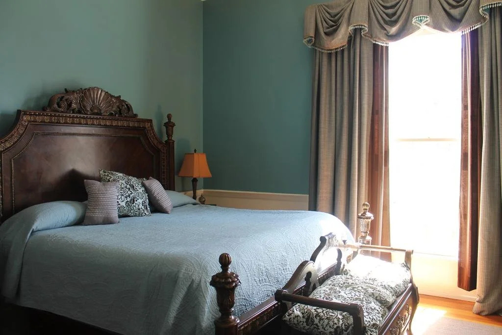 Early Inn at the Grove