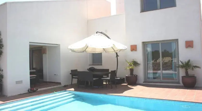Villa Cuarzo