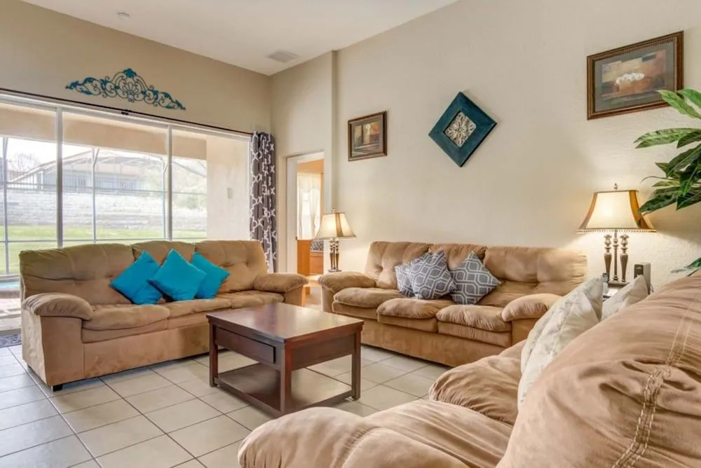 Windsor Hills 2674