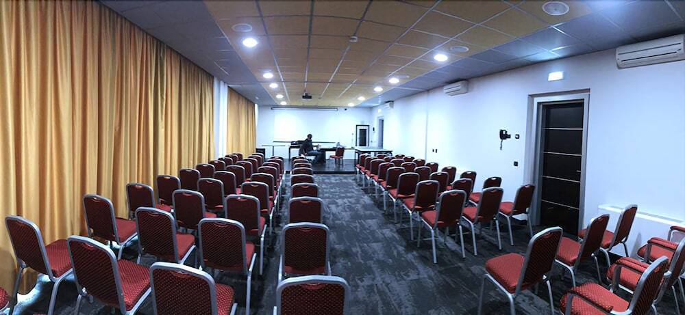 Casta Hotel