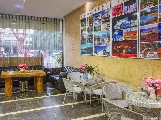 Domi Hotel