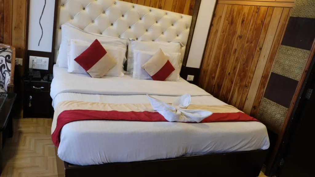 Hotel Luxmount