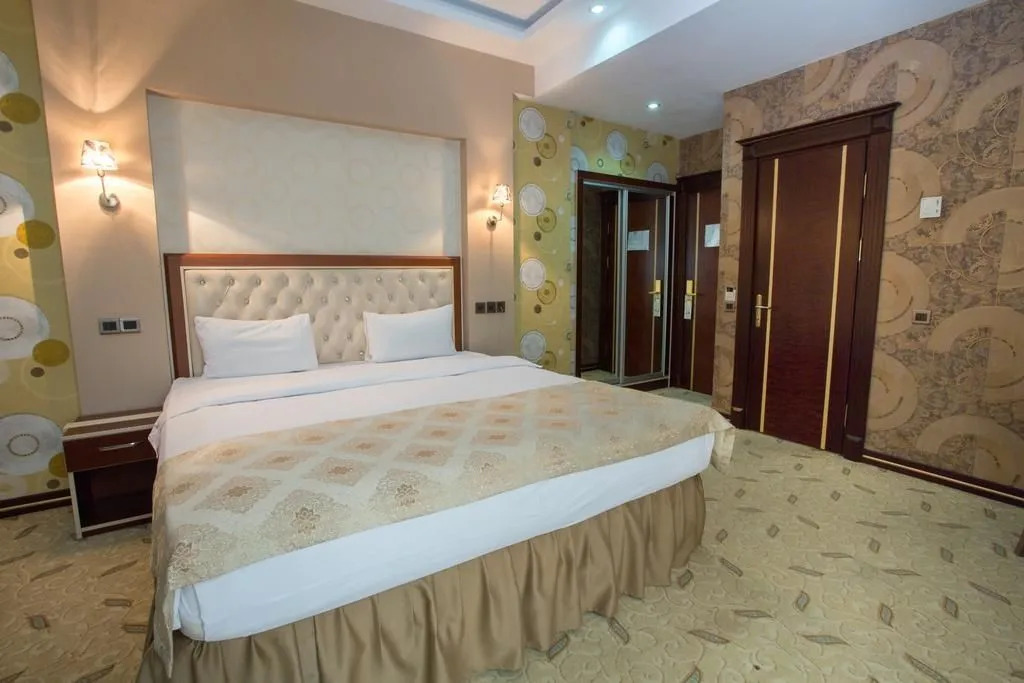 Grand Hotel