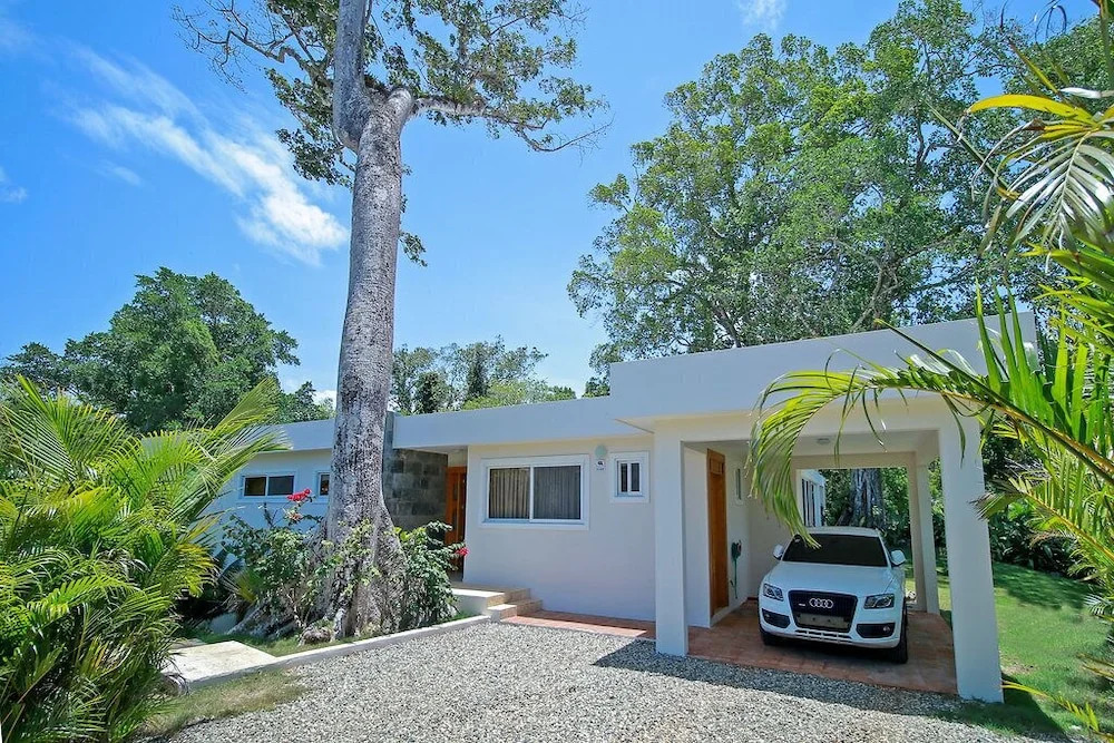 4 Master Suite Villa in Casa Linda
