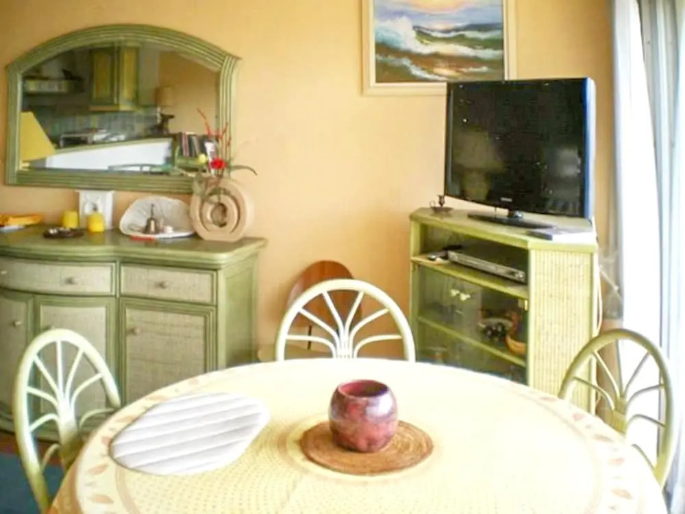 Apartment With one Bedroom in Le Lavandou, With Wonderful sea View and