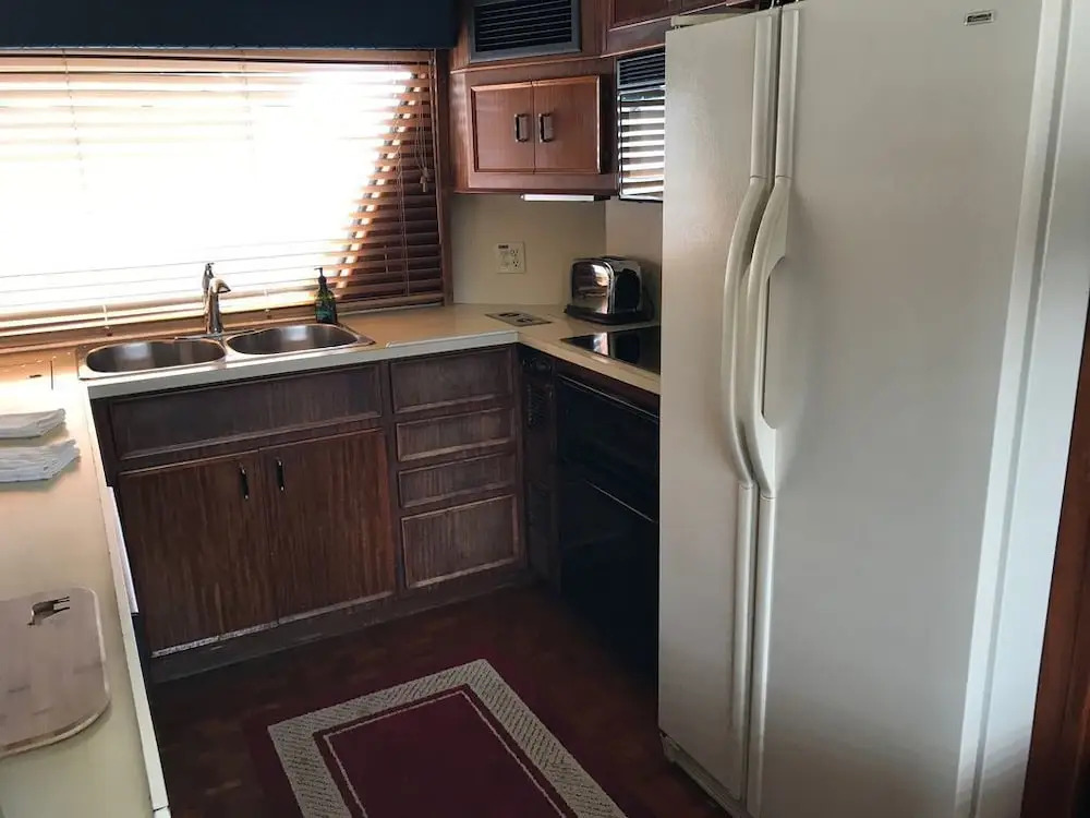 Southern Comfort Yacht