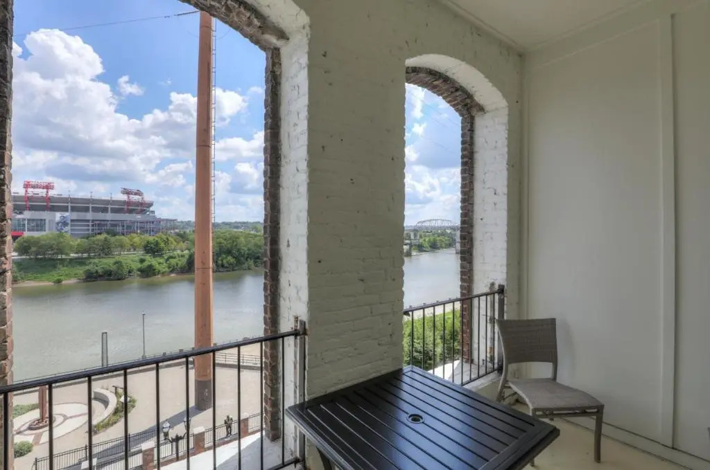 Studio 154 Hotel