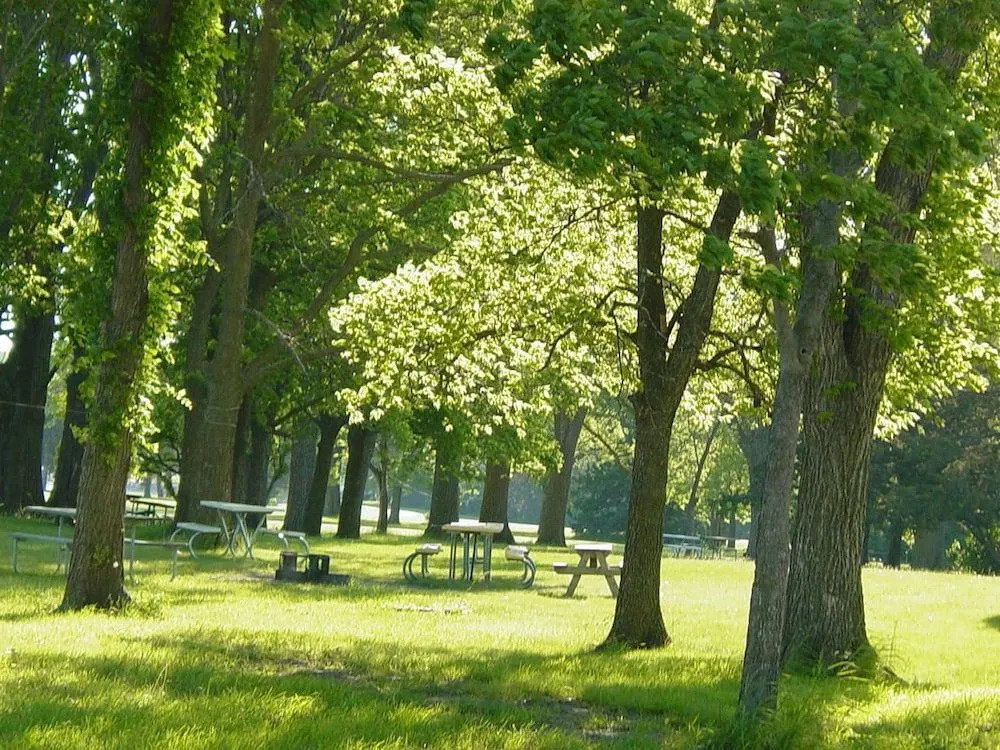 Lewis & Clark Resort