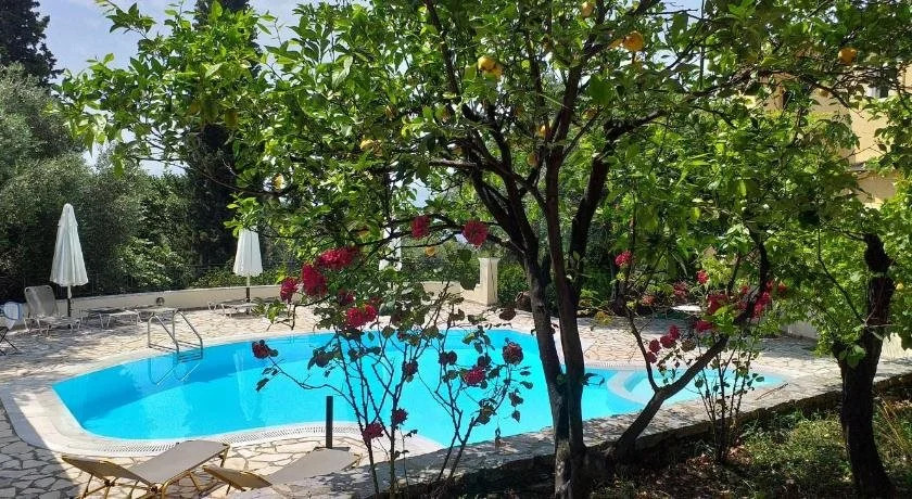 Alikis Apartments