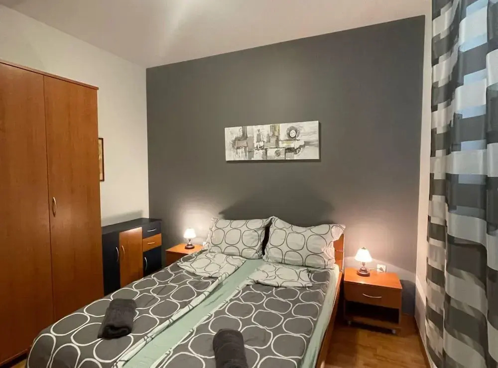 Comfortable Apartment With Terrace