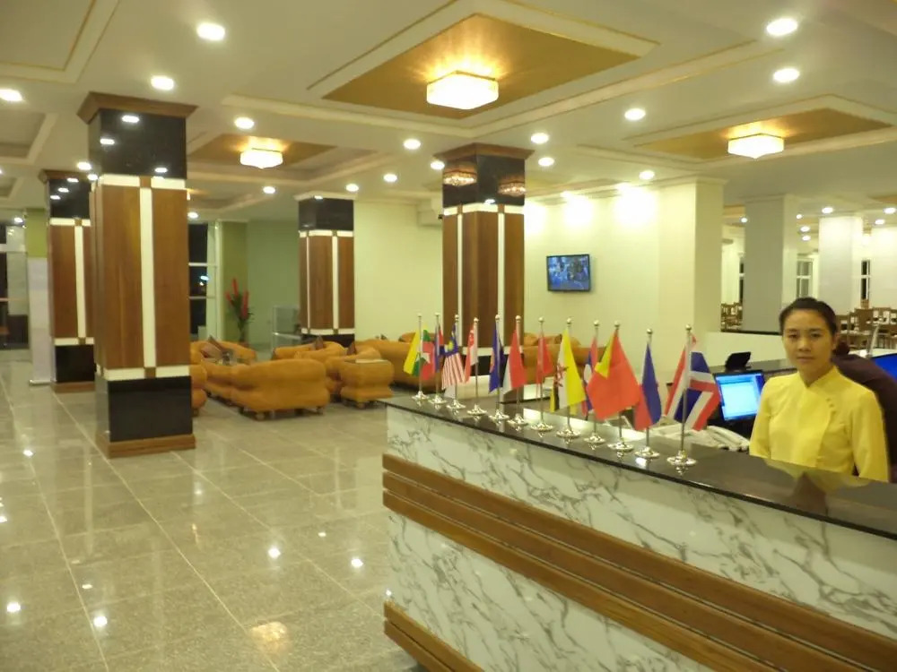 Jade Royal Hotel