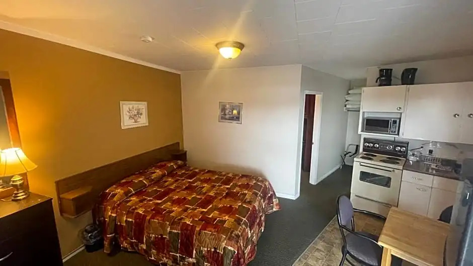 Travellers Motel