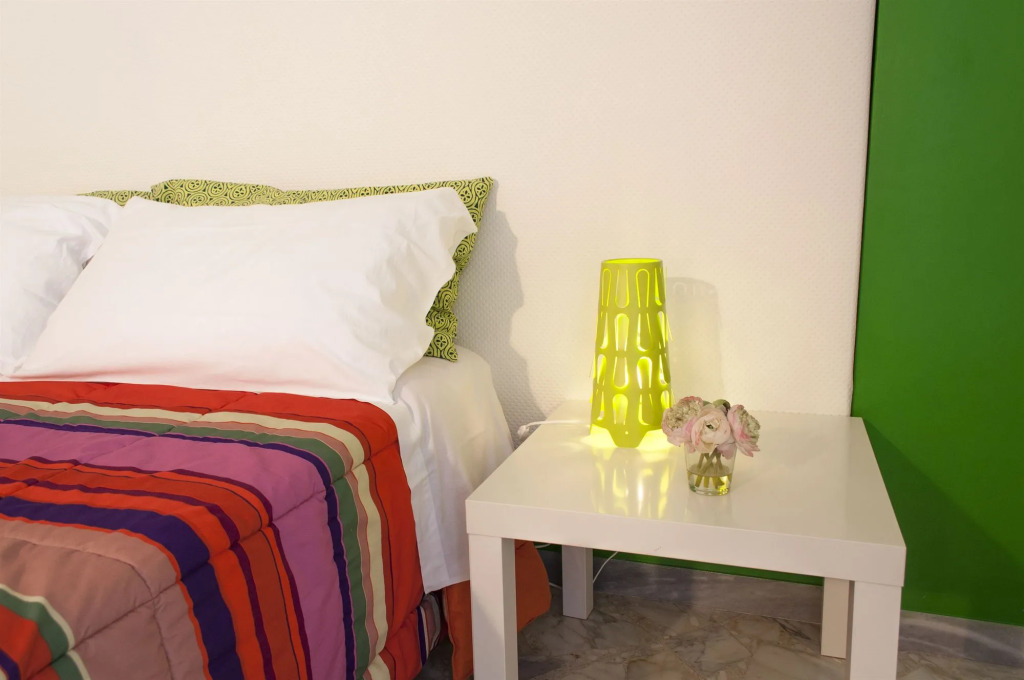Apple guest house