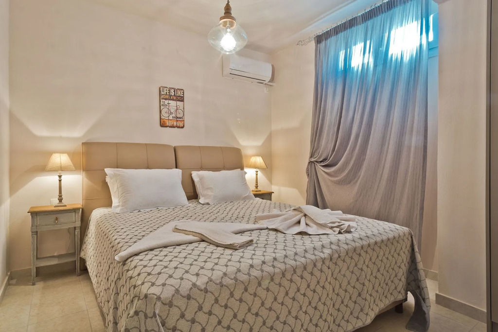 Elaia Villas