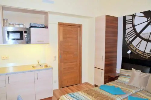 Frank & Fang Apartments