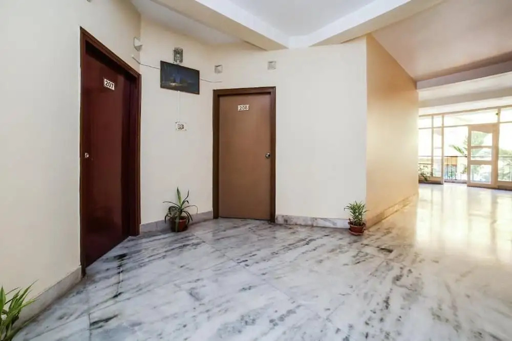 Uttam Guest House by OYO Rooms