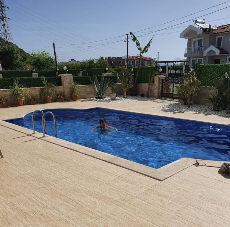 Stylish Ground Floor 3-bed Apartment in Dalyan