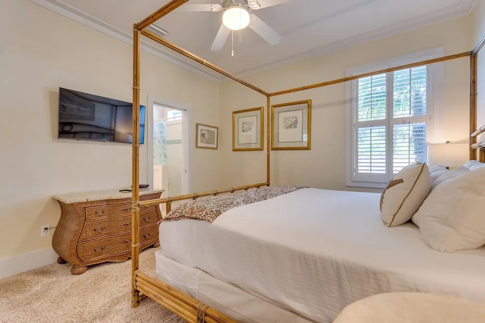 Santa Rosa Beach Home w/ Pool, Hot Tub & Deck!