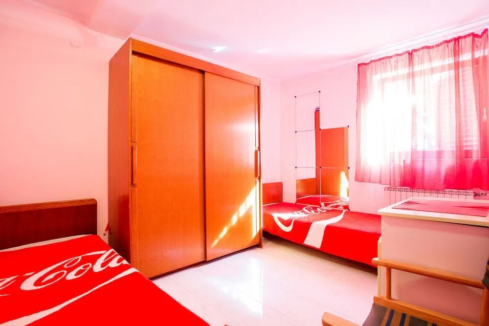 Apartment 736