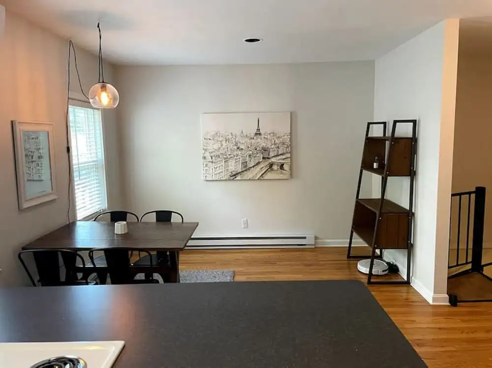 Lovely Two Bedroom Condo in South Boston