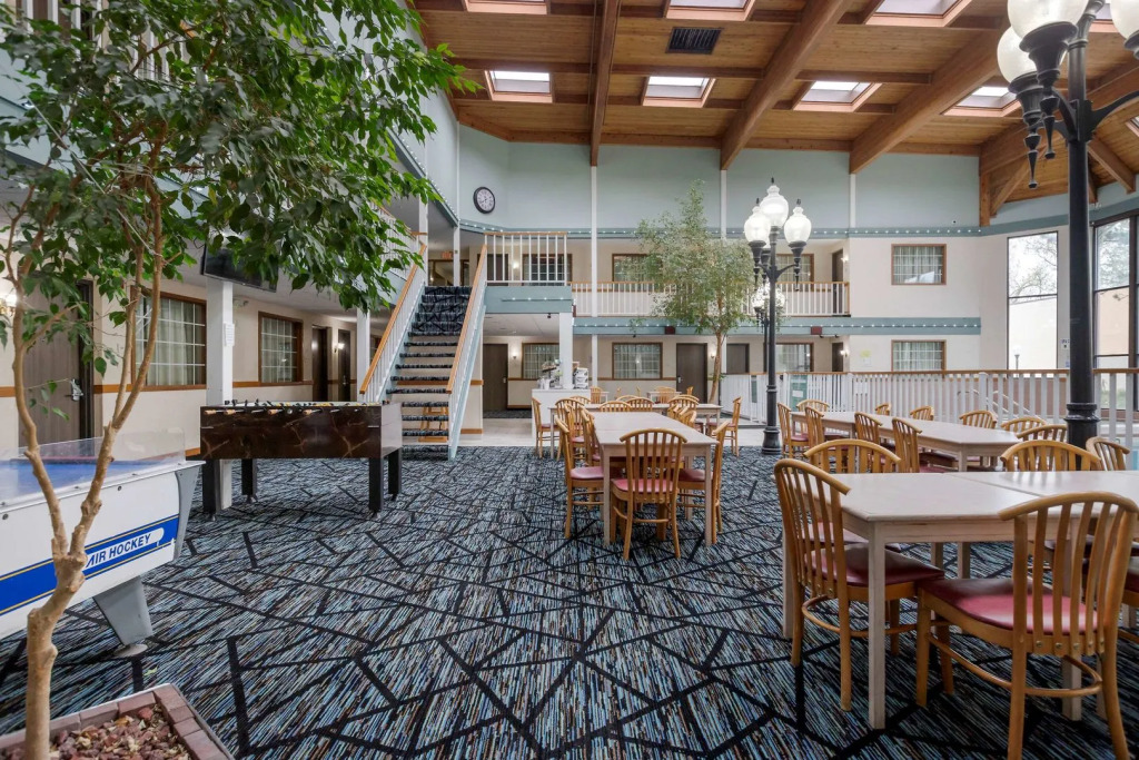Rodeway Inn Grandville - Grand Rapids
