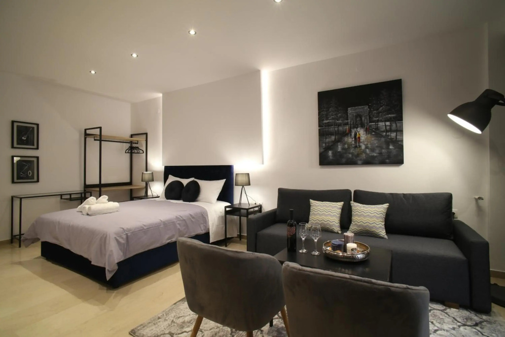 ZH Luxury Suites