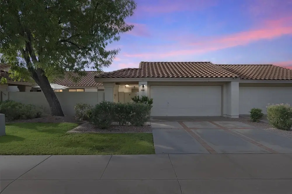 Tempe Oasis With Fire Pit & Bbq Lounge 2 Bedroom Home