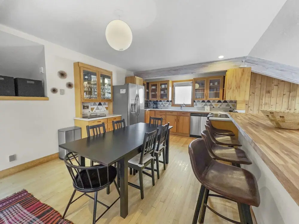 1010 Skiers Paradise At Lowell! Walk To The Slopes Of Park City Mountain! 2 Bedroom Home by RedAwning