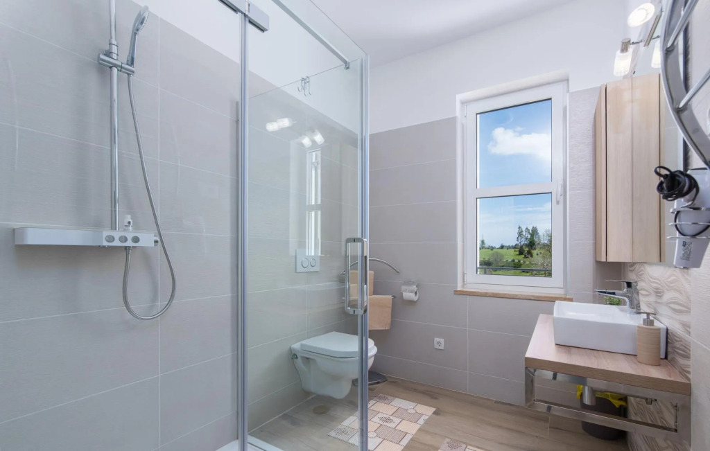 Arkaim in Filipana with 5 bedrooms and 5 bathrooms