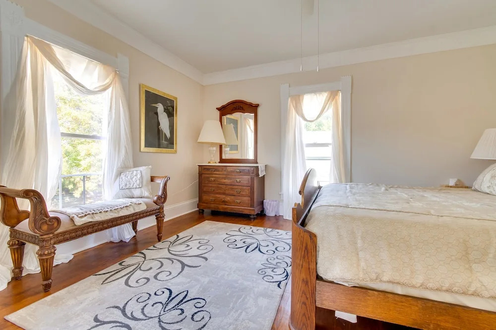 Historic Charleston Home < 1 Mi to University!