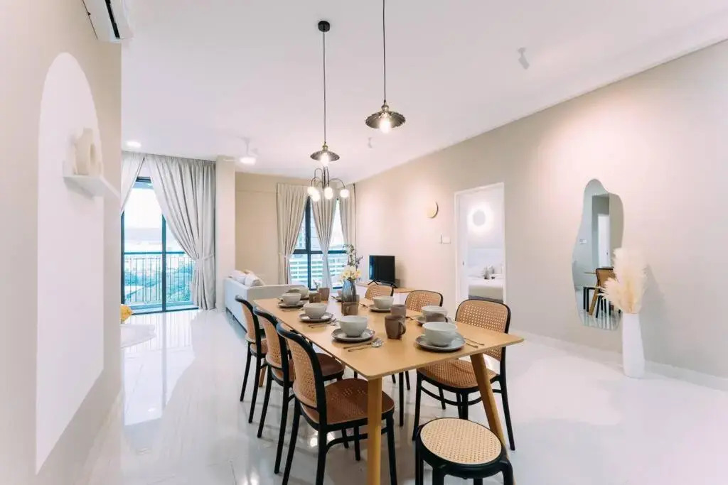 NEW! French Style 3BR 8pax Mytown Sunway Velocity
