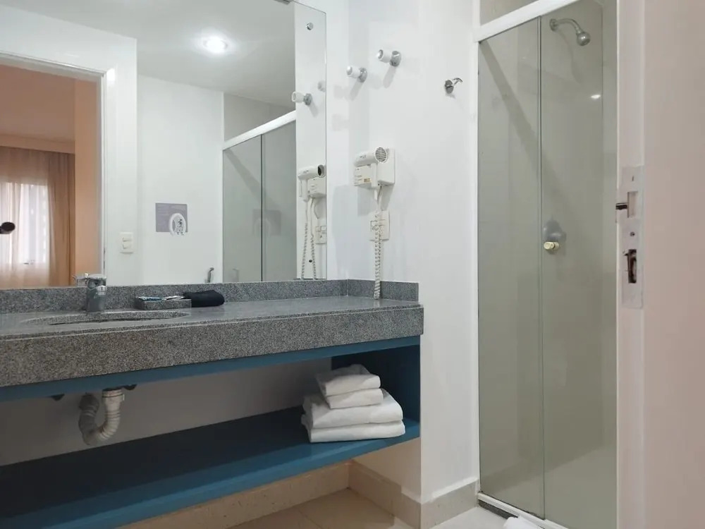 QSA - Anora Spaces - Metropolis Alphaville