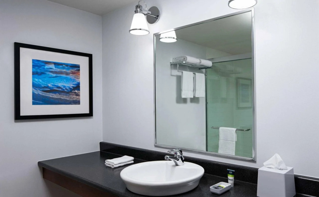 Four Points by Sheraton Edmundston Hotel & Conference Center