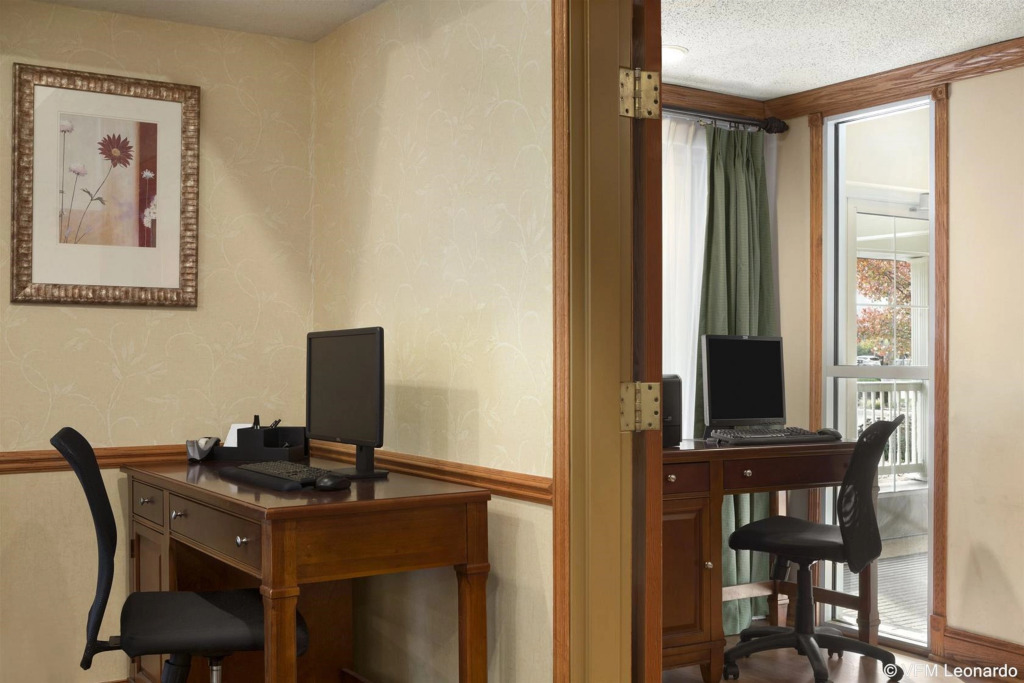 Country Inn & Suites by Radisson, Columbus Airport, OH