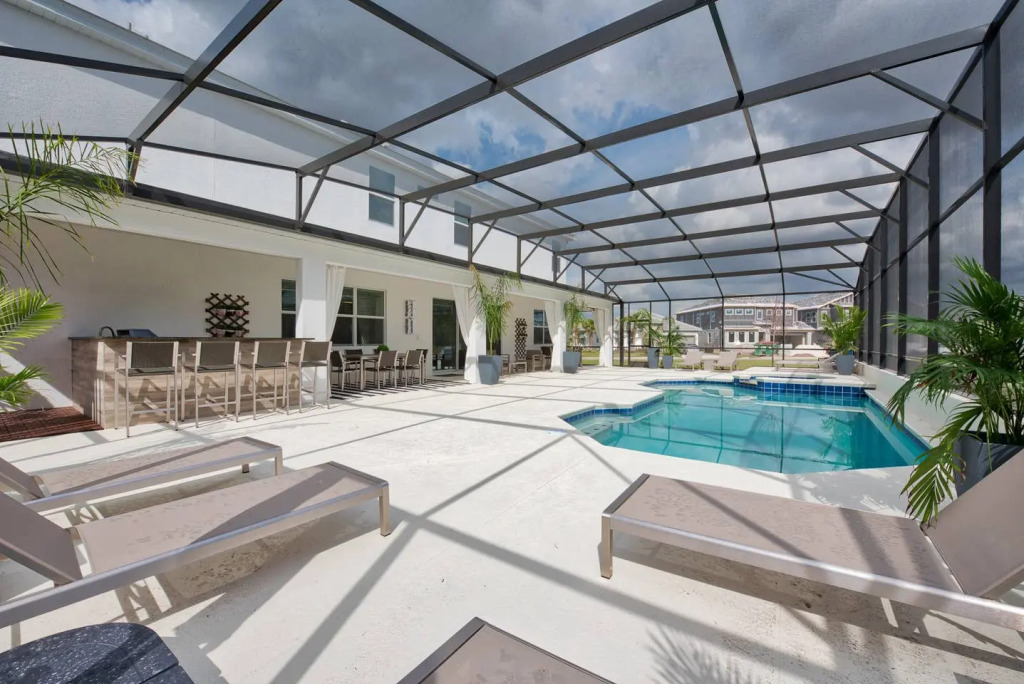 Unique luxury masterpiece with 15 suites