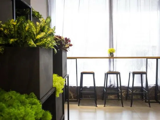 Homeinn Selected Hotel (Zaozhuang Xuecheng Guangming West Road Railway Station)