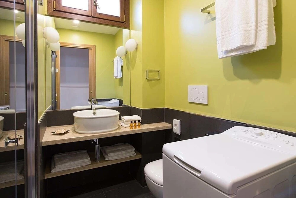 Rome Accommodation - Margana I