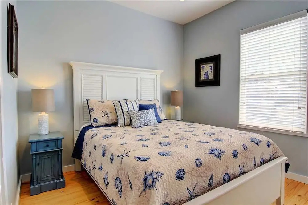2727 S 11th Street #12 4 Bedrooms 3 Bathrooms Home