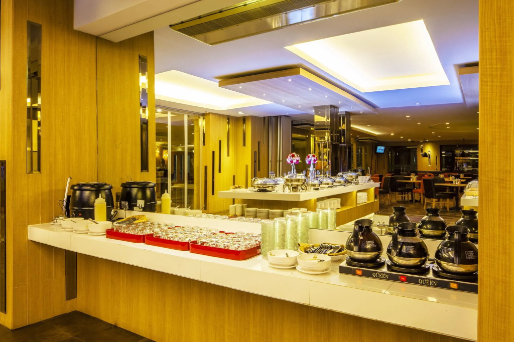 Golden City Rayong Hotel