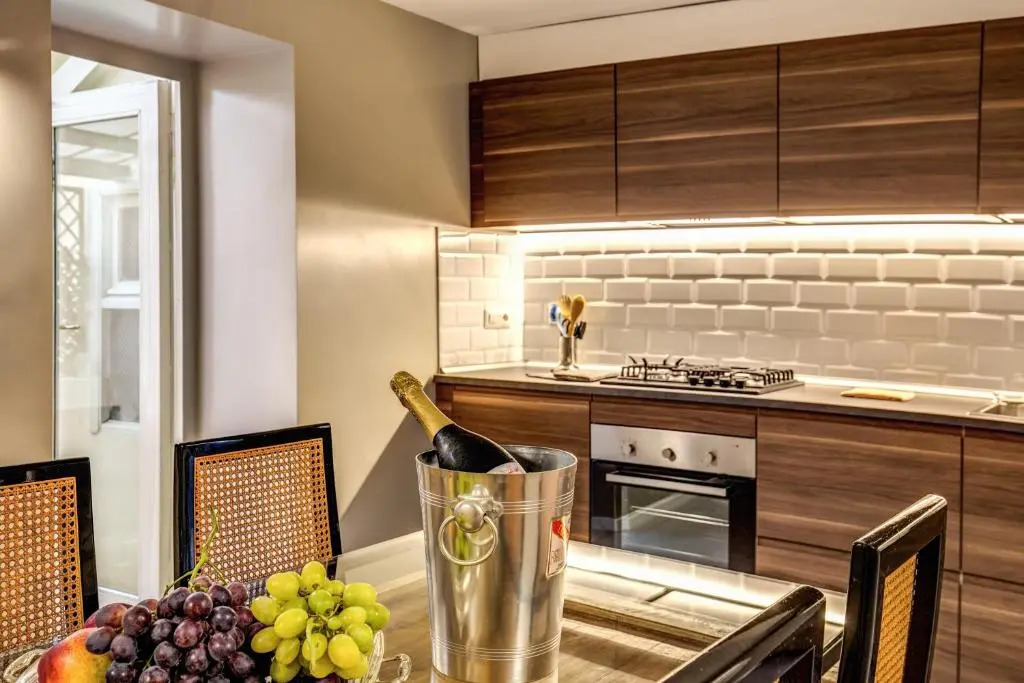 The Spanish steps apartment 67