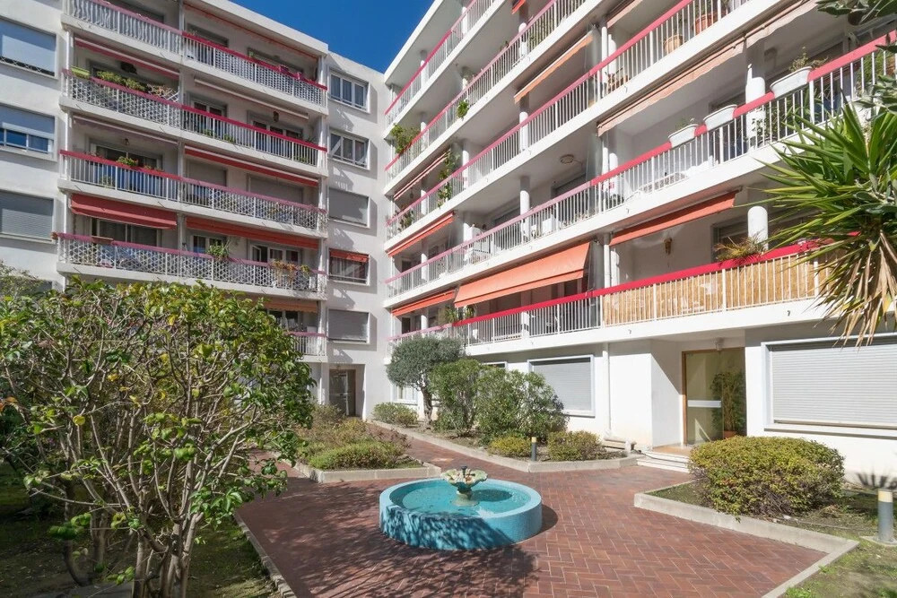 Three-roomed With Terrace & Garage - 7th Heart
