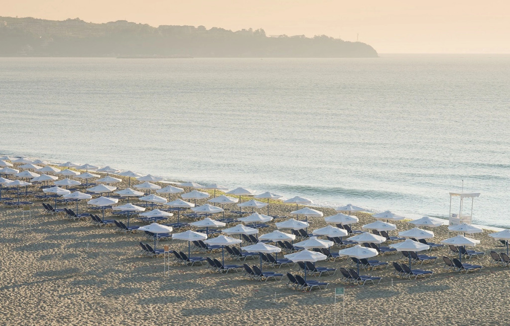 Marina Sunrise Complex by the sea