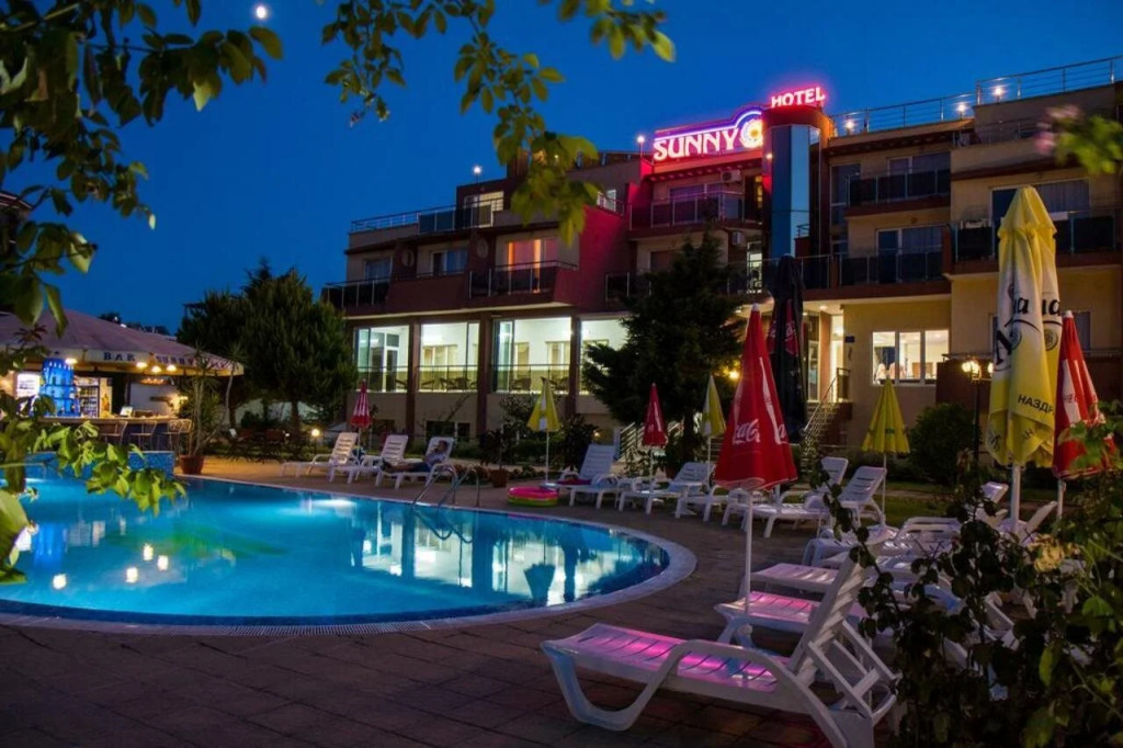 Hotel Sunny