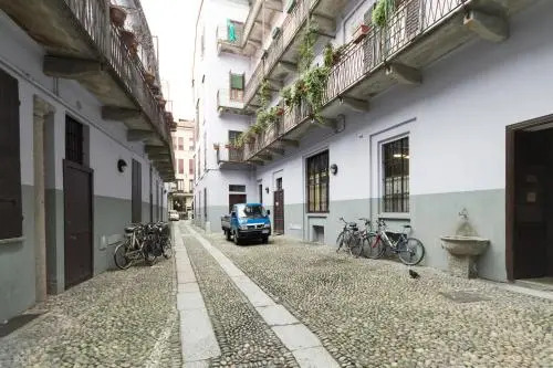 Corso San Gottardo - Darsena Flat